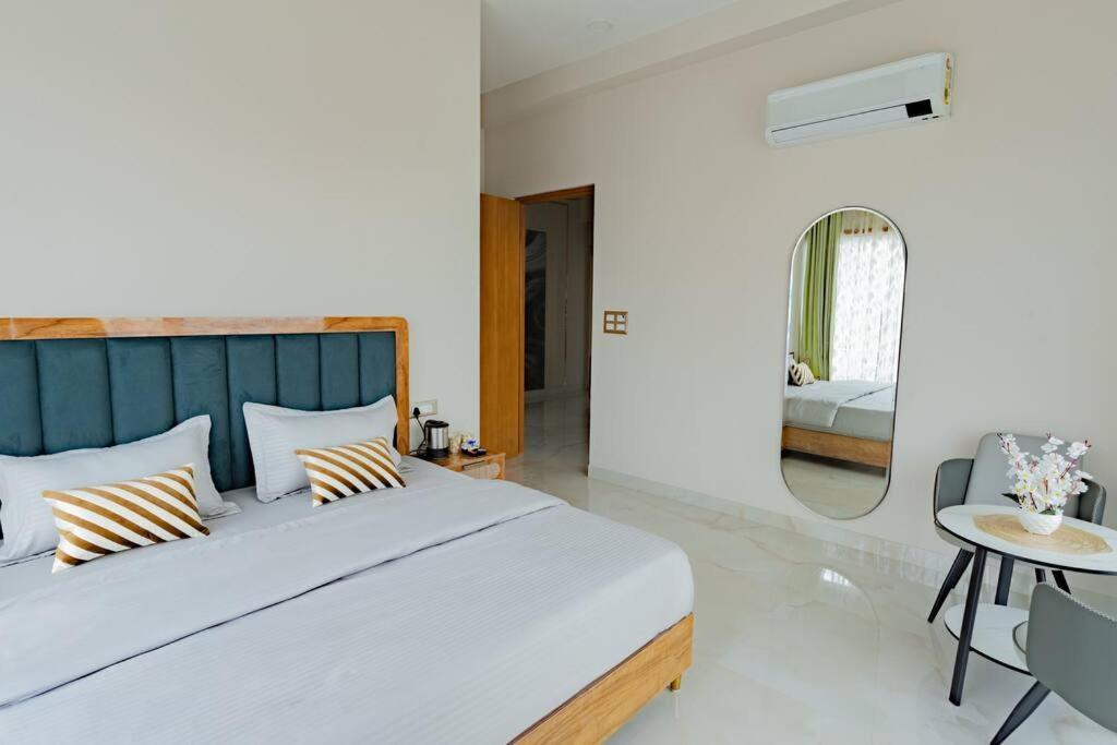 The Sage Villa - Luxury Homestay In Деградун Екстер'єр фото