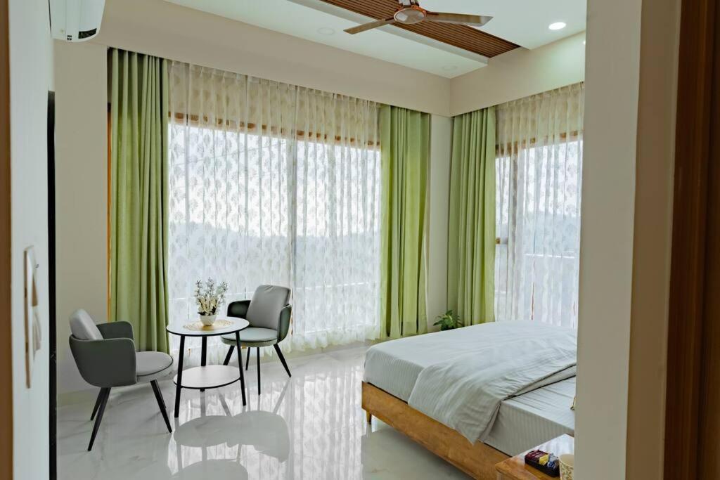 The Sage Villa - Luxury Homestay In Деградун Екстер'єр фото